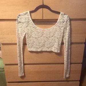 Long sleeve crop top